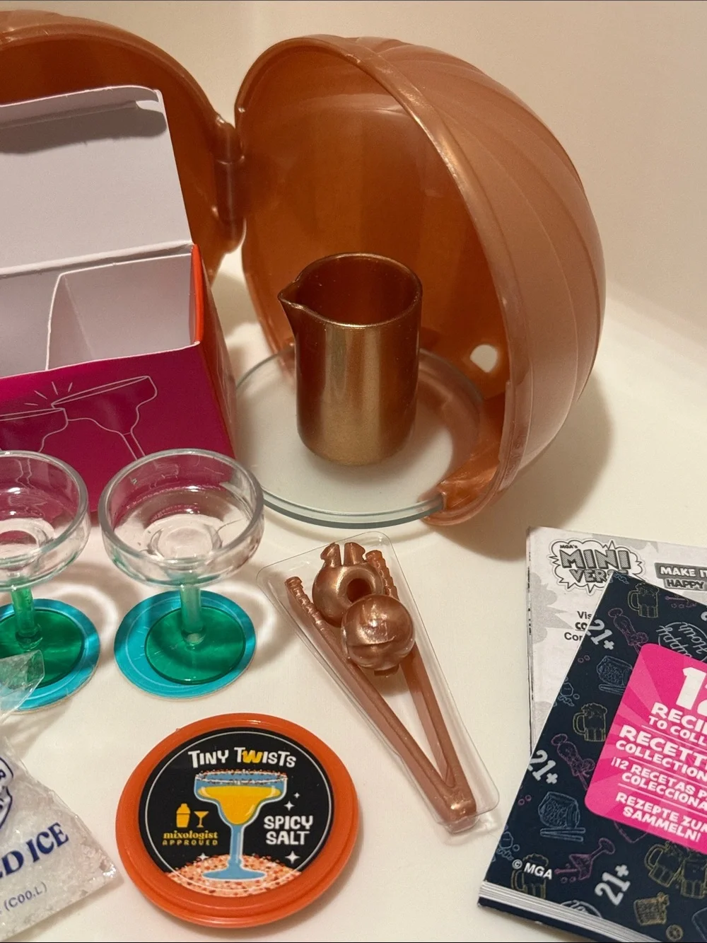 MGA Entertainment miniverse diy